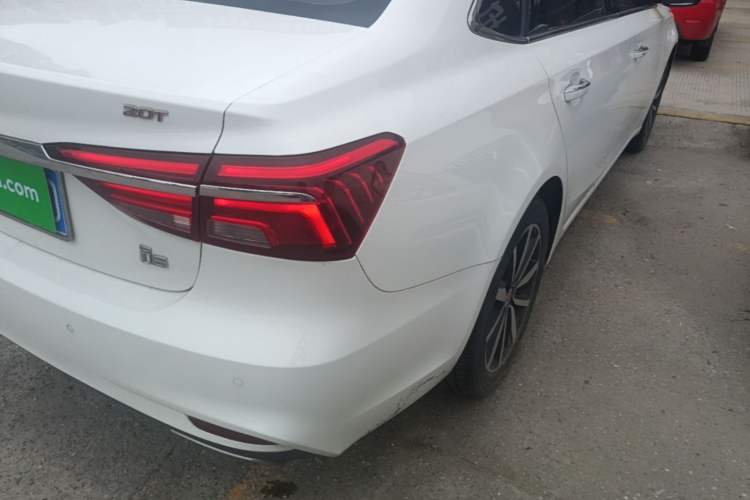Used Roewe i6 2018 20T Automatic Flagship Edition Exterior 3