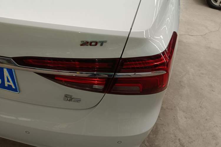 Used Roewe i6 2018 20T Automatic Flagship Edition Exterior 3