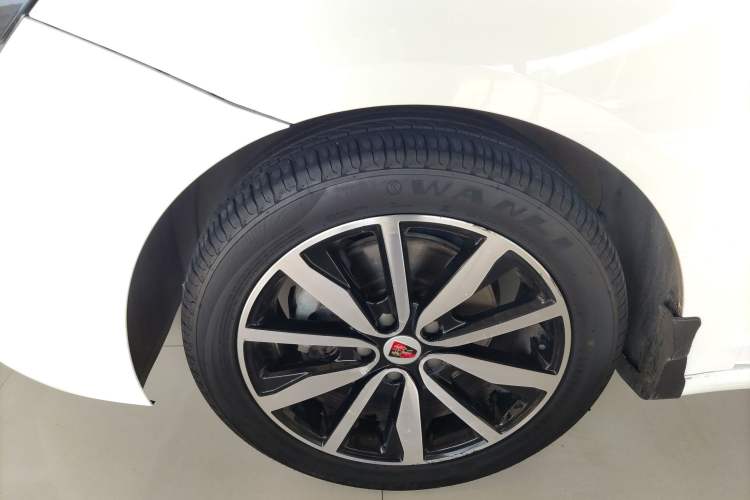 Used Roewe i6 2018 20T Automatic Flagship Edition Exterior 3