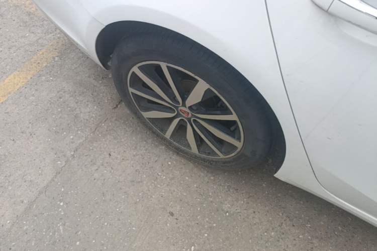 Used Roewe i6 2018 20T Automatic Flagship Edition Exterior 5