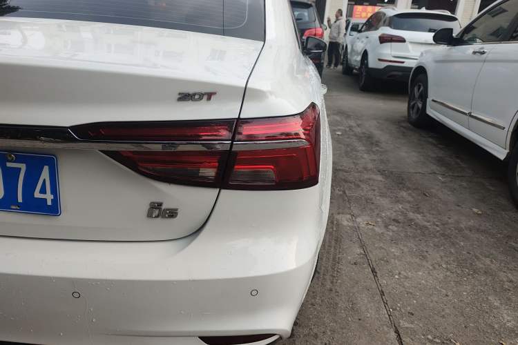 Used Roewe i6 2018 20T Automatic Flagship Edition Exterior 6
