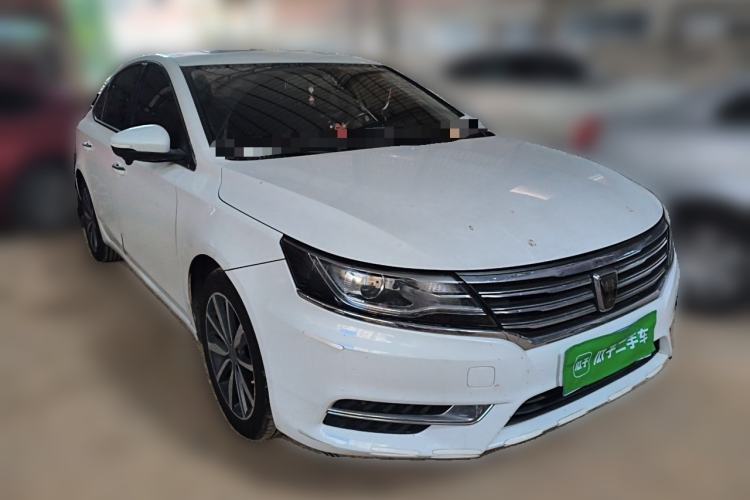 Used Roewe i6 2018 20T Automatic Flagship Edition Front Right 45 Deg