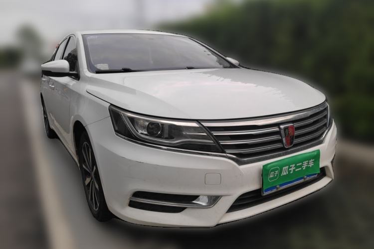 Used Roewe i6 2018 20T Automatic Flagship Edition Front Right 45 Deg