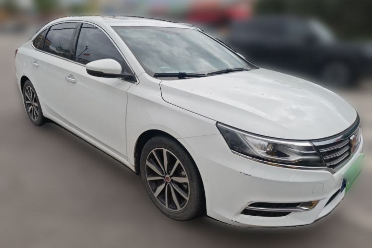 Used Roewe i6 2018 20T Automatic Flagship Edition Front Right 45 Deg