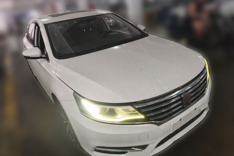 Used Roewe i6 2018 20T Automatic Flagship Edition Front Right 45 Deg