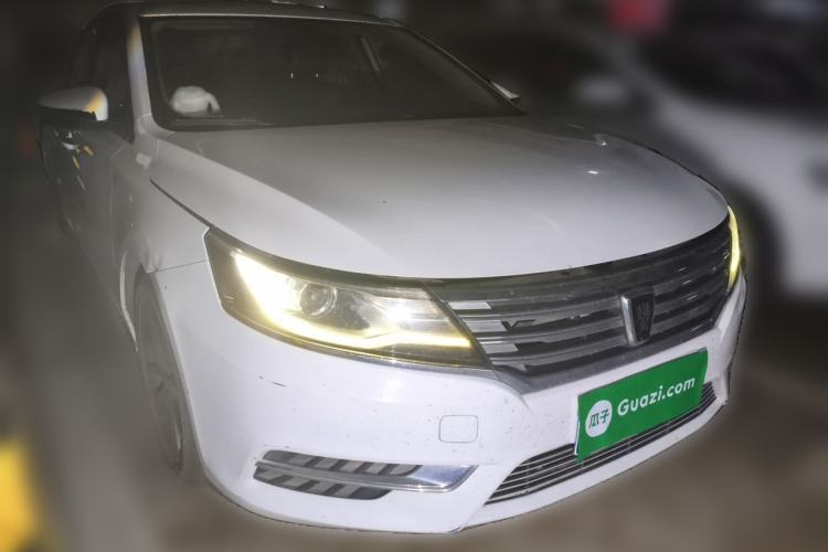 Used Roewe i6 2018 20T Automatic Internet ZhiZun Edition Front Right 45 Deg