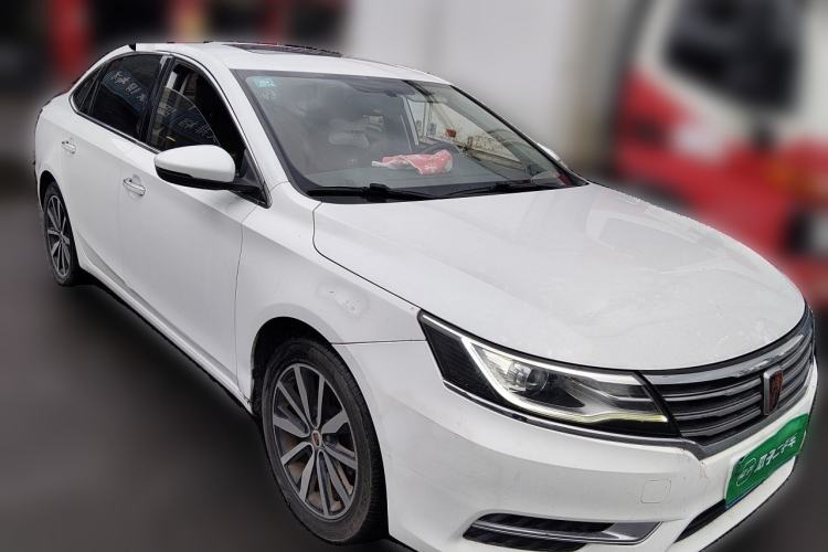Used Roewe i6 2018 20T Automatic Internet Smart Edition Front Right 45 Deg