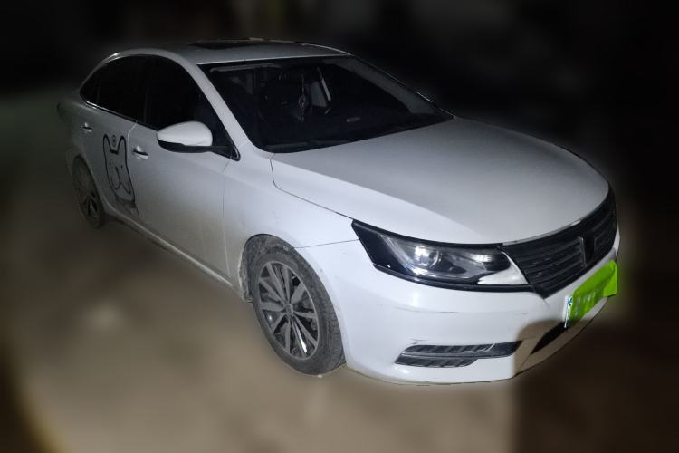 Used Roewe i6 2018 20T Automatic Flagship Edition Front Right 45 Deg