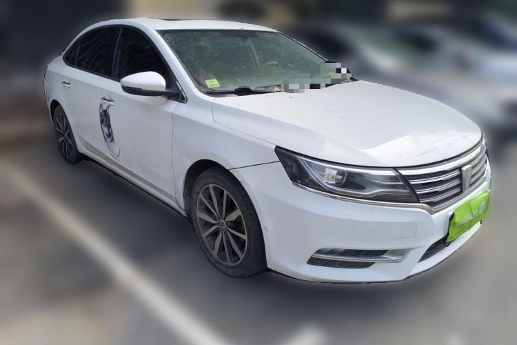 Used Roewe i6 2018 20T Automatic Flagship Edition Front Right 45 Deg