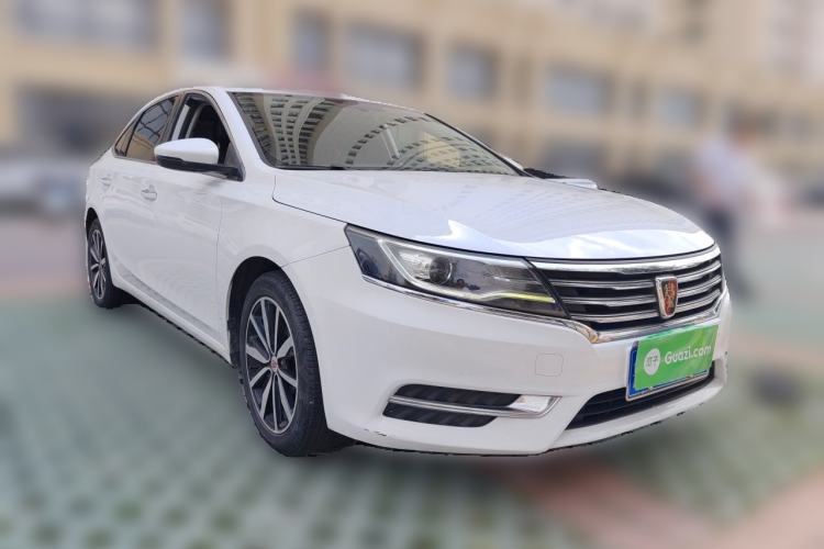 Used Roewe i6 2018 20T Automatic Flagship Edition Front Right 45 Deg