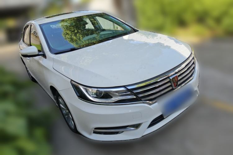 Used Roewe i6 2018 20T Automatic Flagship Edition Front Right 45 Deg