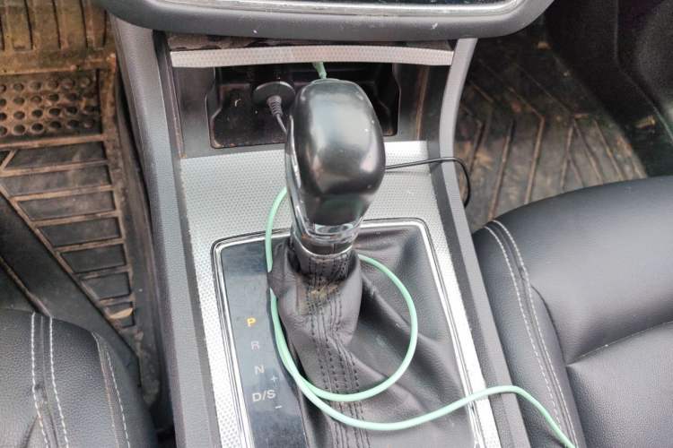 Used Roewe i6 2018 20T Automatic Flagship Edition Gear Lever