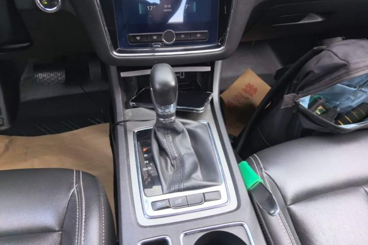 Used Roewe i6 2018 20T Automatic Internet Smart Edition Gear Lever