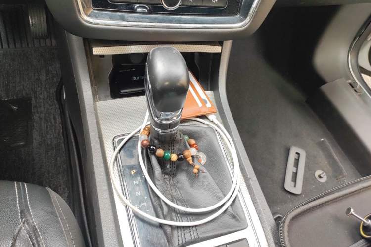 Used Roewe i6 2018 20T Automatic Internet Smart Edition Gear Lever