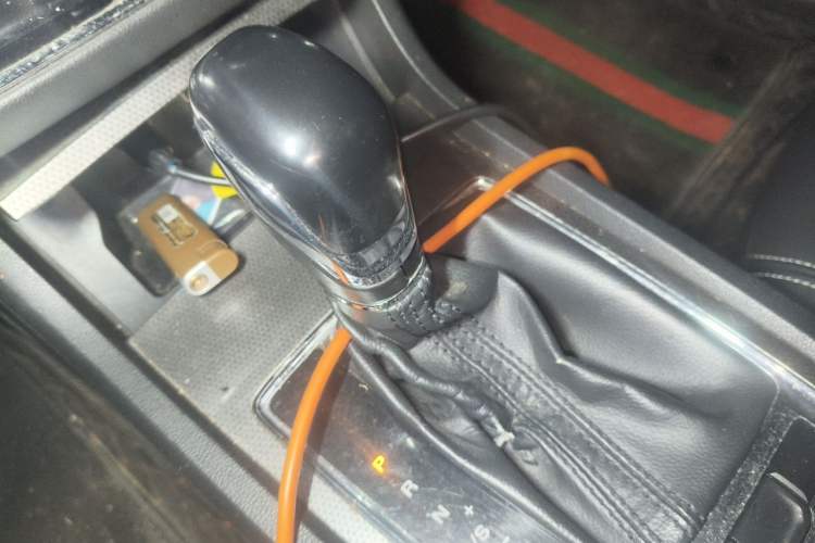 Used Roewe i6 2018 20T Automatic Flagship Edition Gear Lever