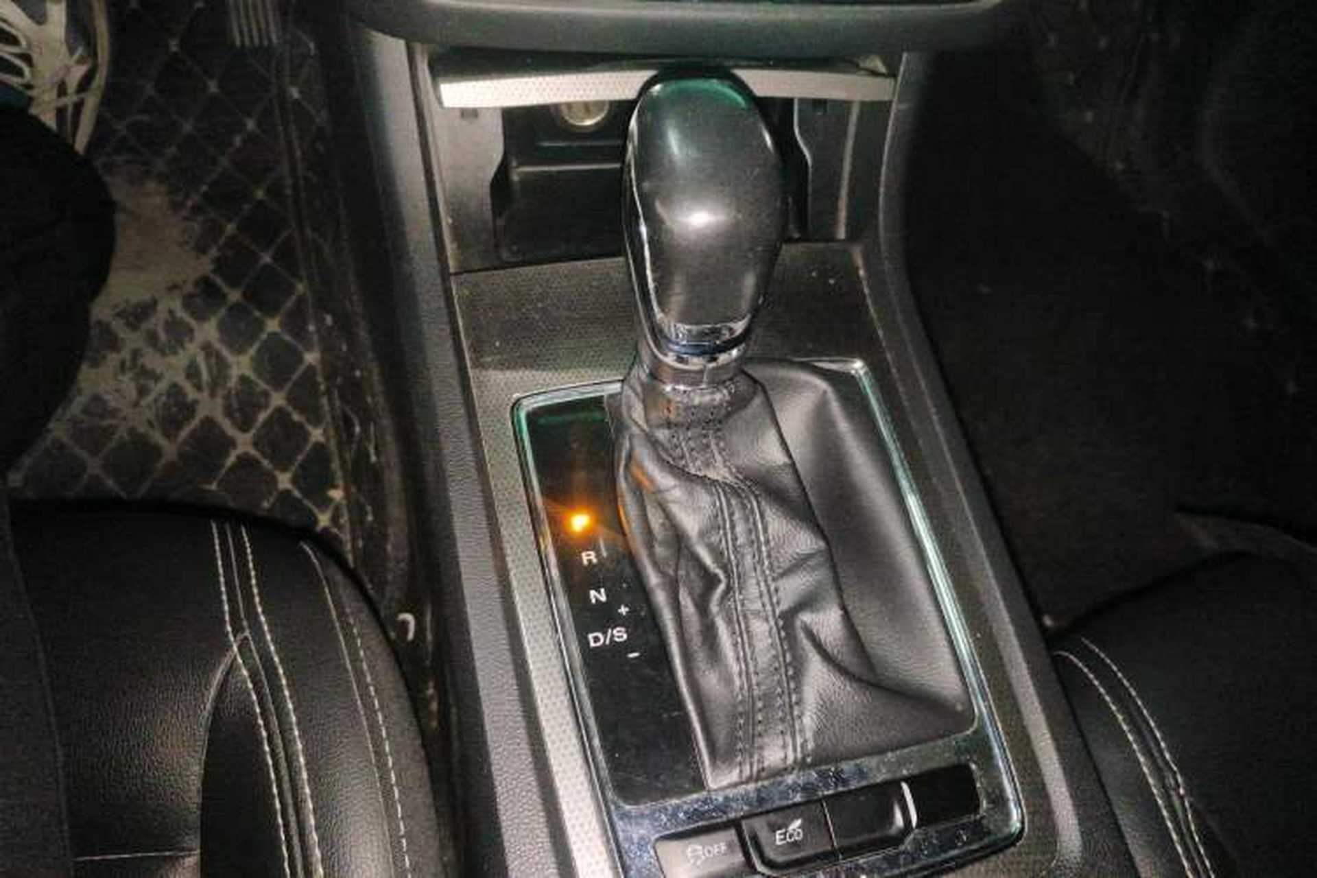 Used Roewe i6 2018 20T Automatic Internet Smart Edition Gear Lever