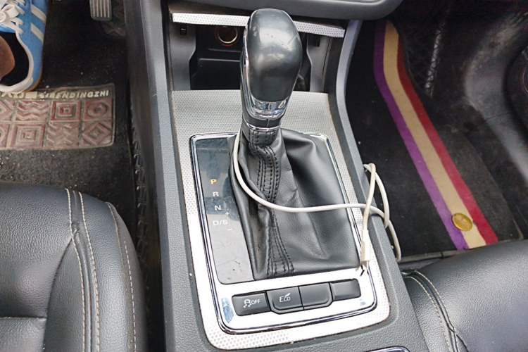 Used Roewe i6 2018 16T Automatic Internet Smart Edition Gear Lever