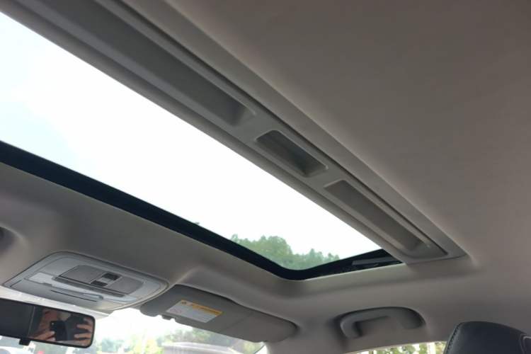 Used Roewe i6 2018 20T Automatic Flagship Edition Headliner