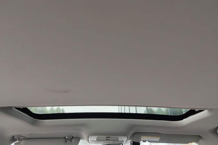 Used Roewe i6 2018 20T Automatic Flagship Edition Headliner