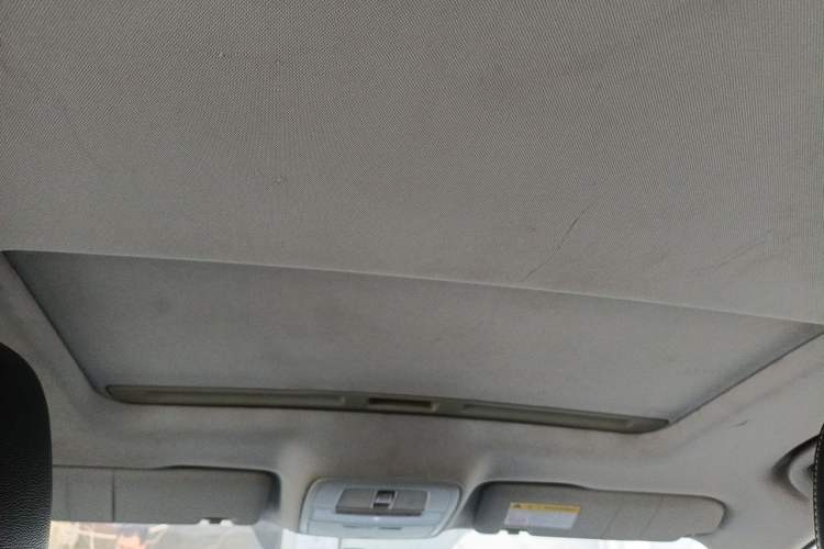 Used Roewe i6 2018 20T Automatic Flagship Edition Headliner