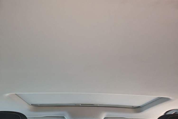 Used Roewe i6 2018 20T Automatic Flagship Edition Headliner