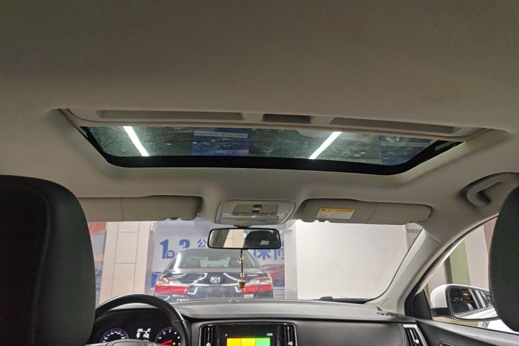 Used Roewe i6 2018 20T Automatic Flagship Edition Headliner