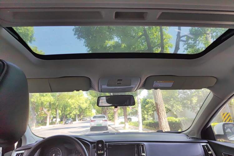 Used Roewe i6 2018 20T Automatic Flagship Edition Headliner