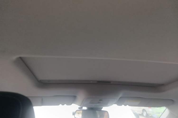 Used Roewe i6 2018 20T Automatic Internet ZhiZun Edition Headliner