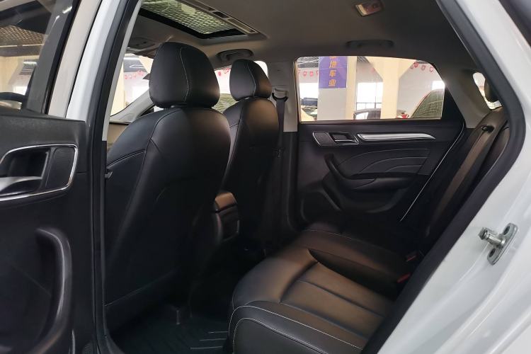 Used Roewe i6 2018 20T Automatic Flagship Edition Headliner