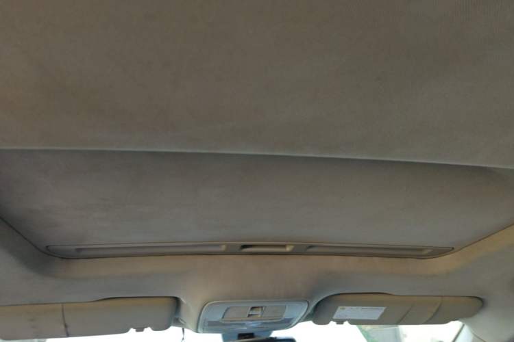 Used Roewe i6 2018 20T Automatic Flagship Edition Headliner