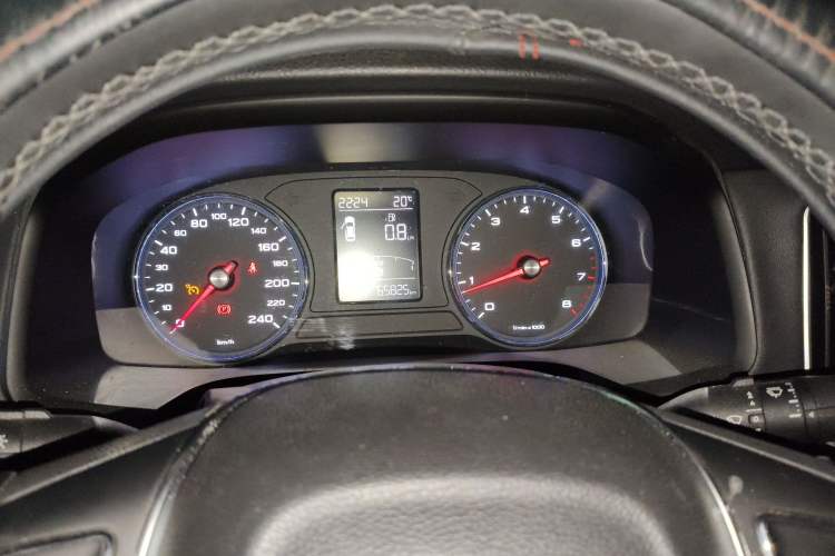 Used Roewe i6 2018 20T Automatic Internet ZhiZun Edition Instrument Cluster