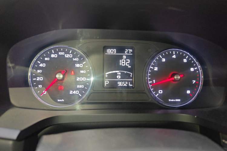 Used Roewe i6 2018 20T Automatic Flagship Edition Instrument Cluster