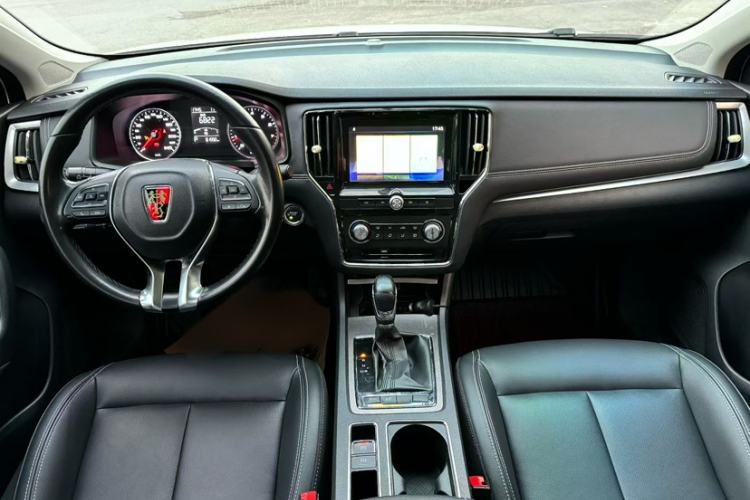 Used Roewe i6 2018 20T Automatic Flagship Edition Interior 1