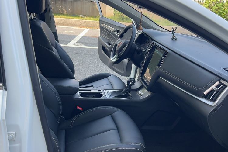 Used Roewe i6 2018 20T Automatic Internet Smart Edition Interior 11