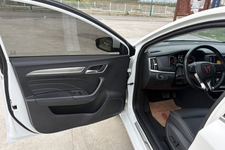 Used Roewe i6 2018 20T Automatic Flagship Edition Interior 12