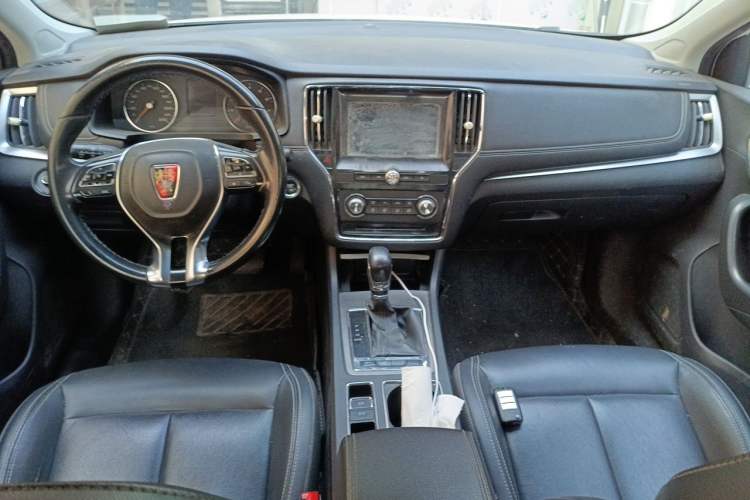 Used Roewe i6 2018 20T Automatic Flagship Edition Interior 2