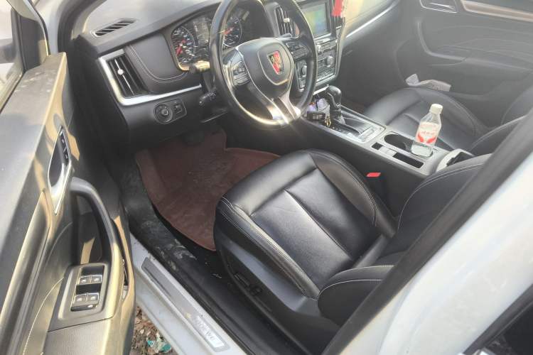 Used Roewe i6 2018 20T Automatic Flagship Edition Interior 3