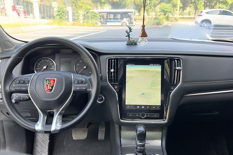 Used Roewe i6 2018 20T Automatic Internet Smart Edition Interior 5