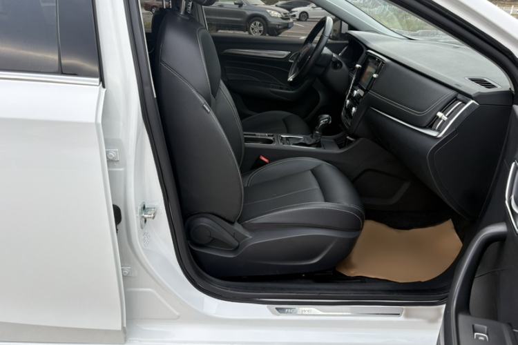 Used Roewe i6 2018 20T Automatic Flagship Edition Interior 9