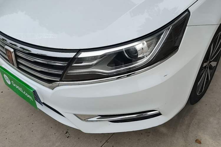 Used Roewe i6 2018 20T Automatic Internet ZhiZun Edition Left Front Headlight