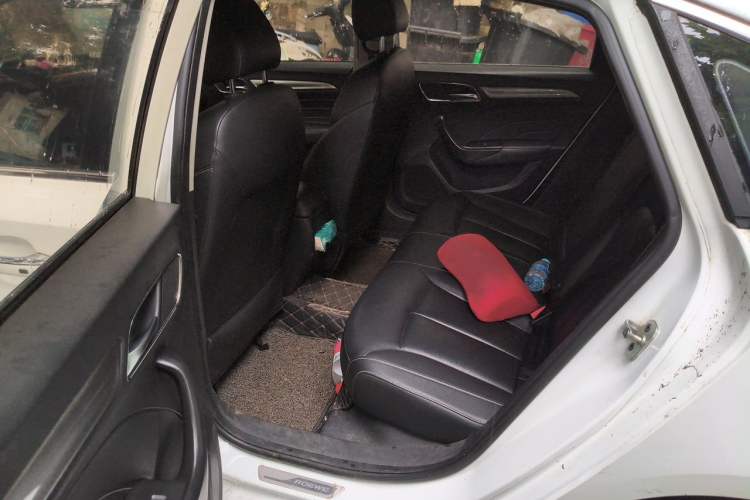 Used Roewe i6 2018 20T Automatic Flagship Edition Left Rear Seat