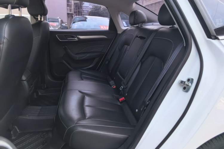 Used Roewe i6 2018 20T Automatic Internet Smart Edition Left Rear Seat