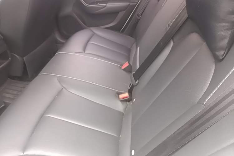 Used Roewe i6 2018 20T Automatic Flagship Edition Left Rear Seat