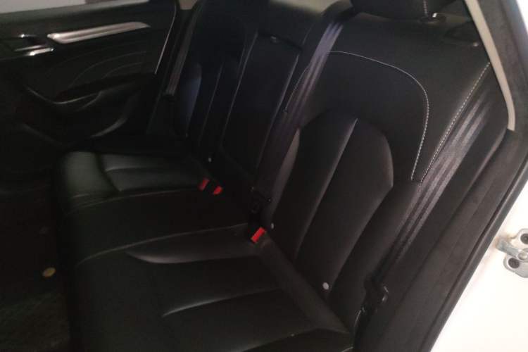 Used Roewe i6 2018 20T Automatic Internet Smart Edition Left Rear Seat