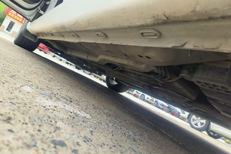 Used Roewe i6 2018 20T Automatic Flagship Edition Left Side Sill