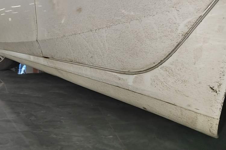 Used Roewe i6 2018 20T Automatic Flagship Edition Left Side Sill