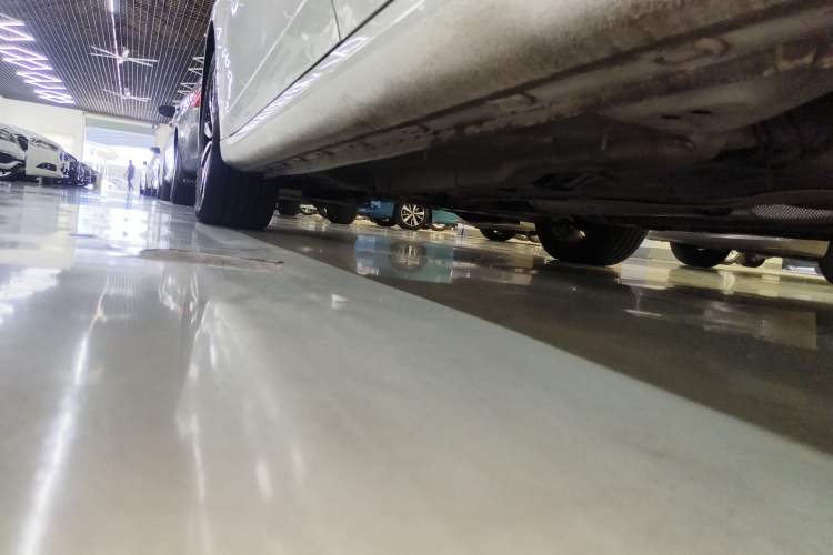 Used Roewe i6 2018 20T Automatic Flagship Edition Left Side Sill