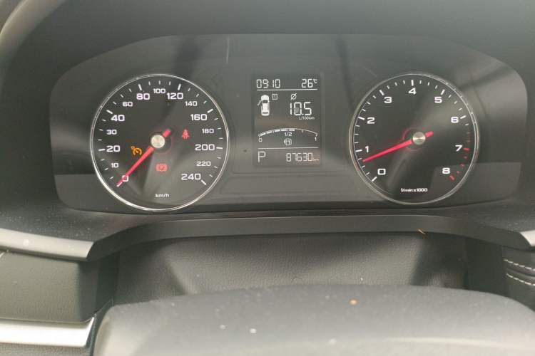 Used Roewe i6 2018 20T Automatic Flagship Edition Odometer Close Up