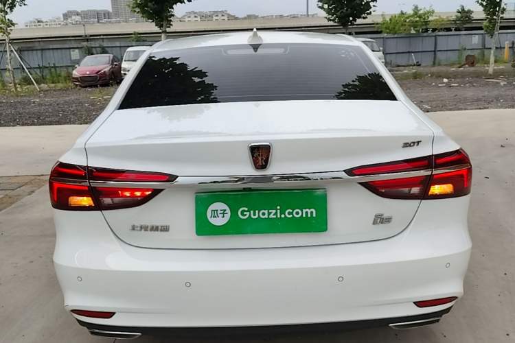 Used Roewe i6 2018 20T Automatic Internet ZhiZun Edition Rear