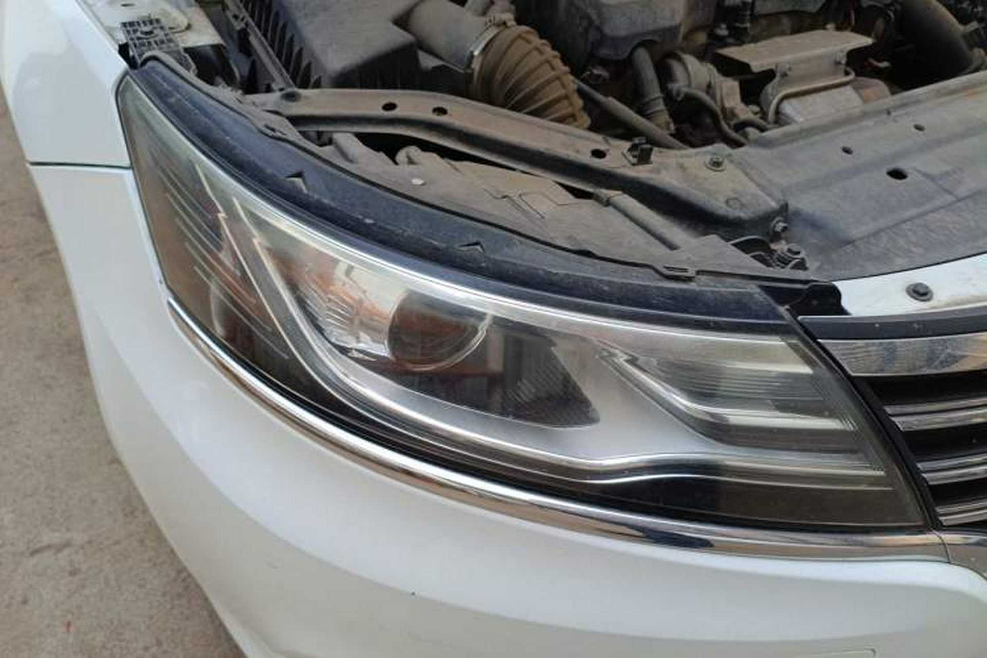Used Roewe i6 2018 20T Automatic Flagship Edition Right Front Headlight